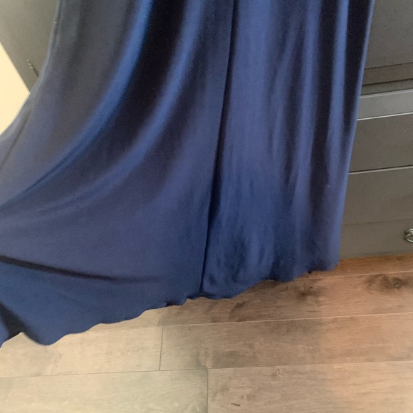 David’s Bridal - JS Boutique - Navy Blue gown EUC - size 4 - Picture 8 of 9